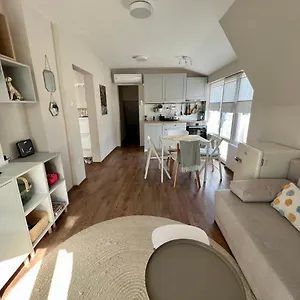 https://dockview-atelie.sunnybeach-hotels.org