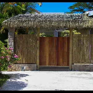Вилла Holiday Home, Baie Lazare (Mahe)