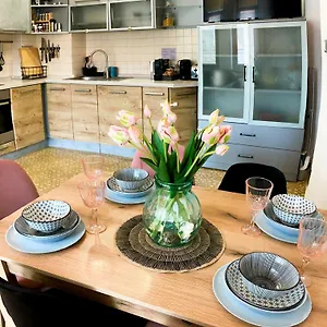 https://welcome-to-burgas-a11-apartment-ultra-central-modern.sunnybeach-hotels.org